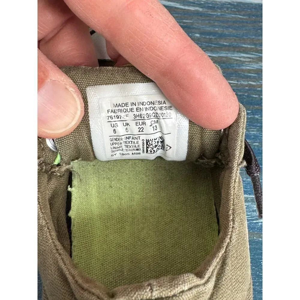 Converse All Star Green Kids/Toddler shoes, size 6